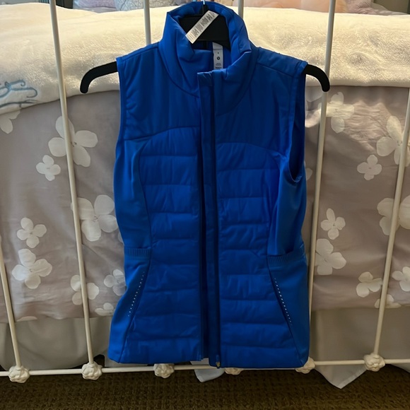lululemon vest never worn - Picture 1 of 1
